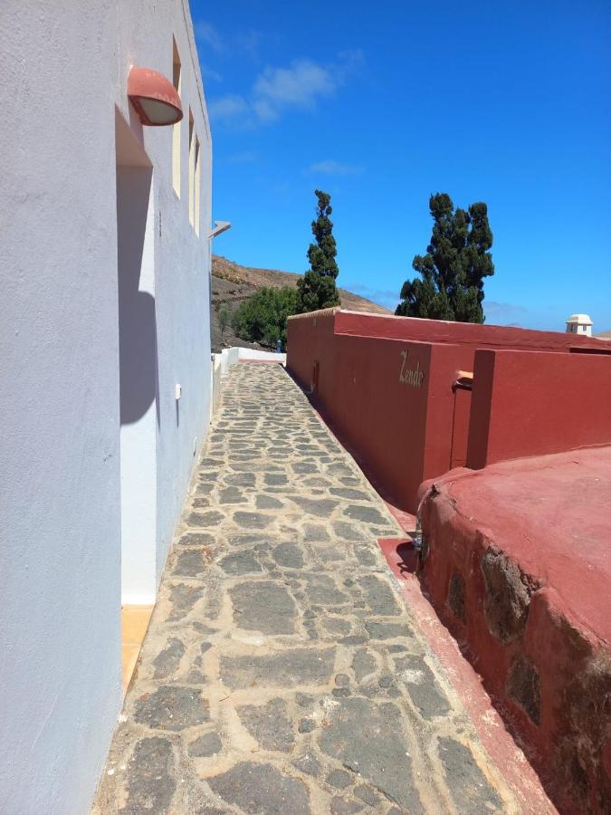 Centro Ave Fenix Villa Femés Екстериор снимка
